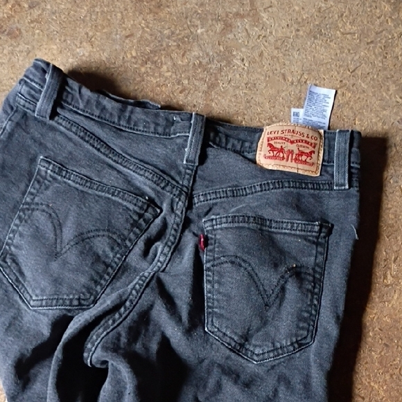 Juniors Ribcage Levis Button Fly - Picture 4 of 5